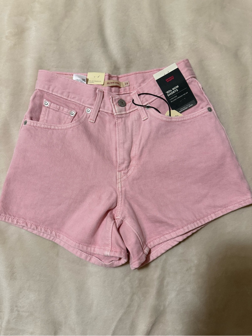 Levis 80s Mom Shorts